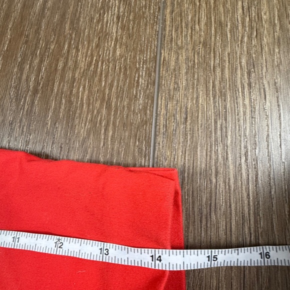 The Limited NWT Women's Tailored Shorts, Red, Size 4, 4.5" Inseam Summer - Picture 8 of 10